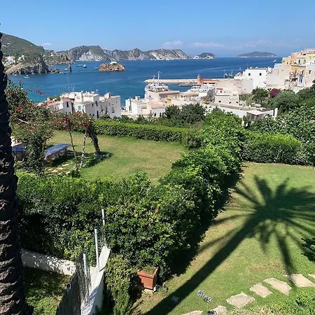 Bed & Breakfast Agenzia Isotur Olimpia *